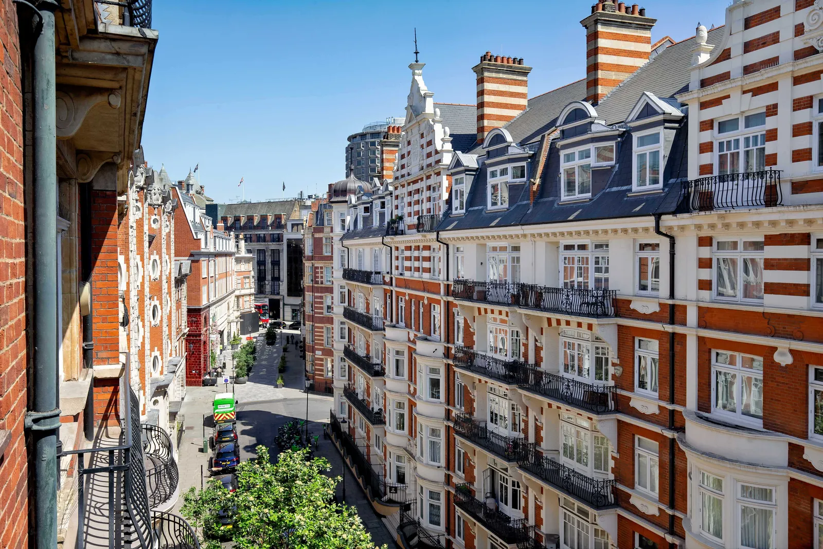 The Capital Hotel, Apartments & Townhouse — Exterior, London