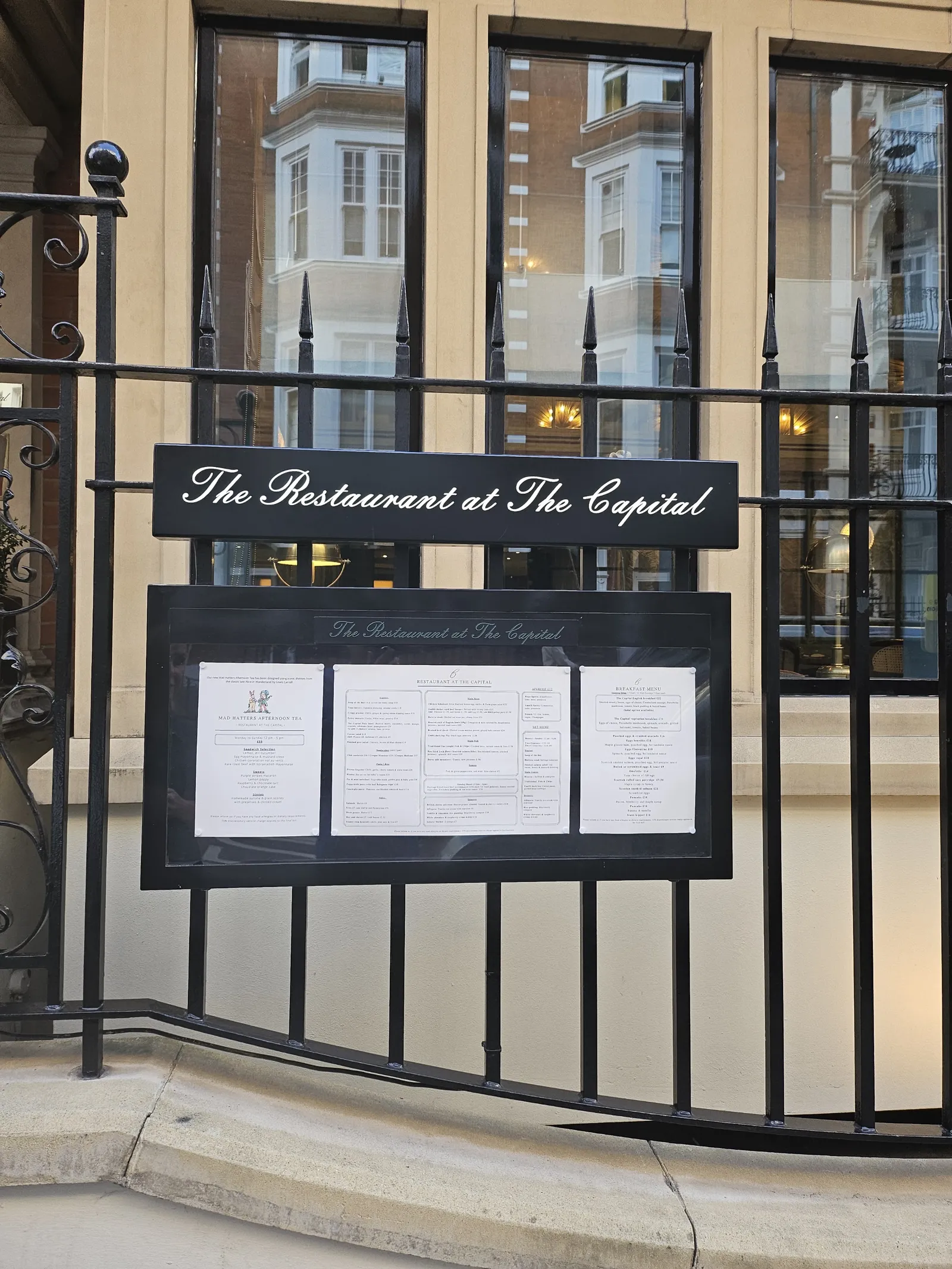 The Capital Hotel, Apartments & Townhouse — Exterior, London