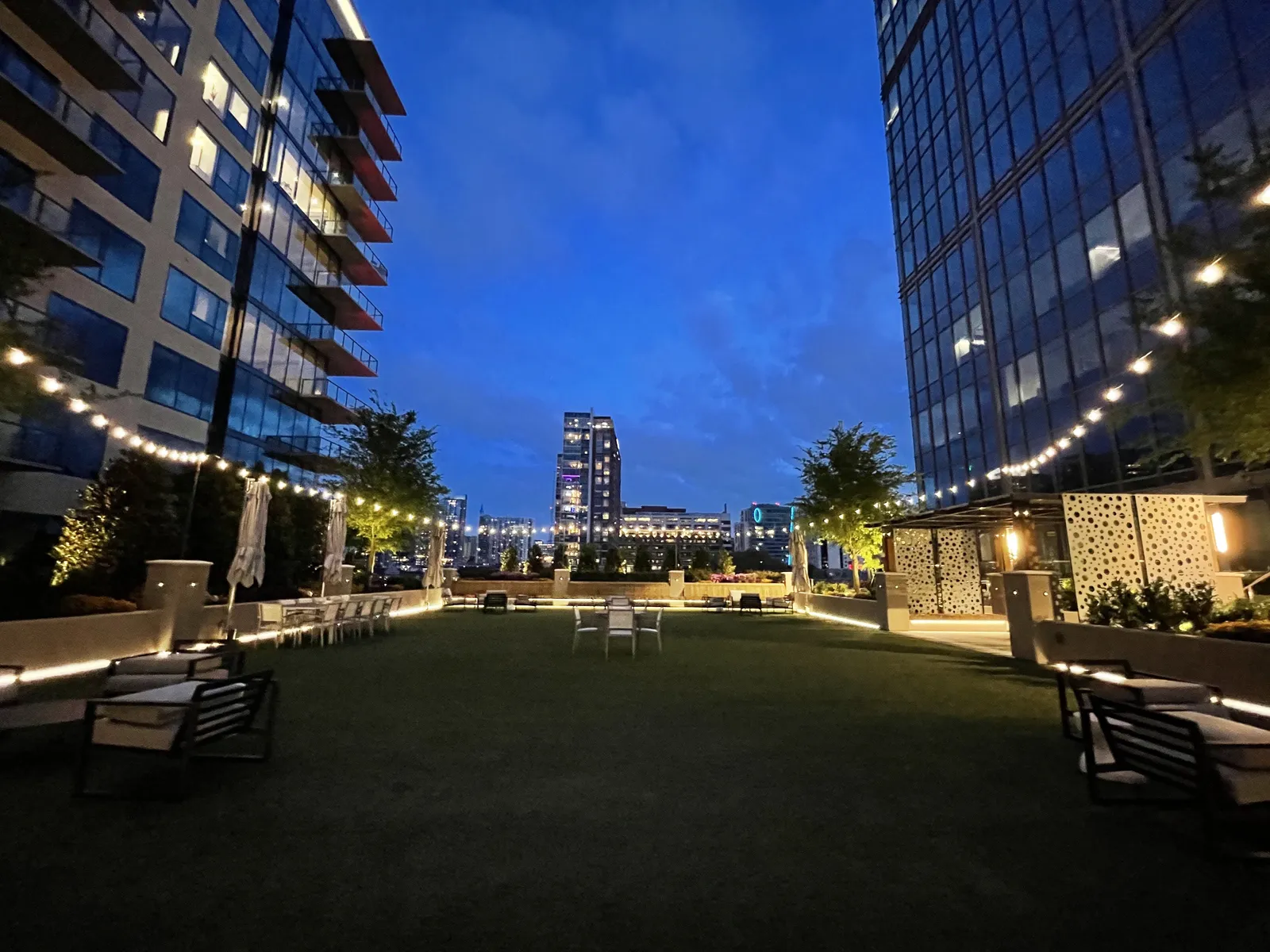 Epicurean Atlanta — Exterior, Atlanta