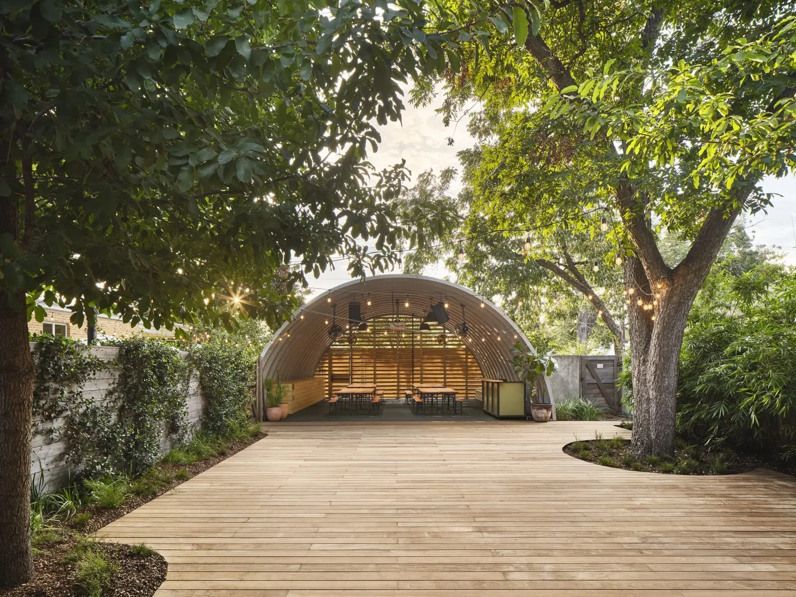 Carpenter Hotel, Austin