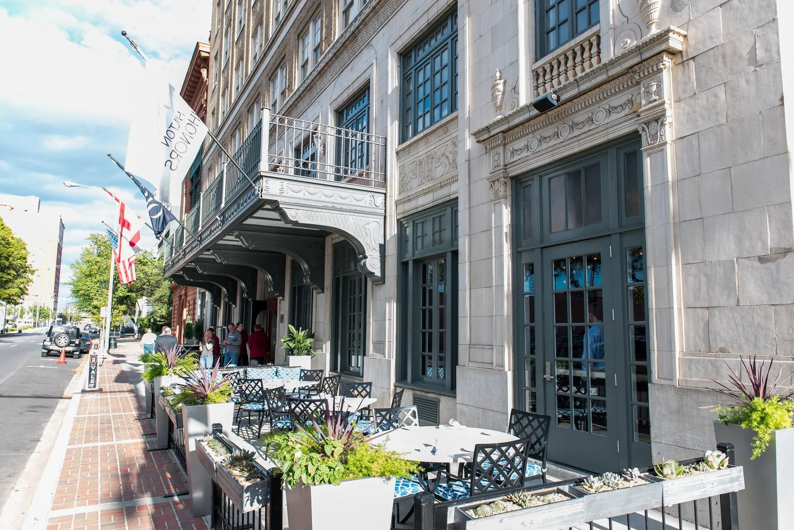 Valley Hotel Homewood Birmingham, Curio Collection by Hilton — Exterior, Birmingham