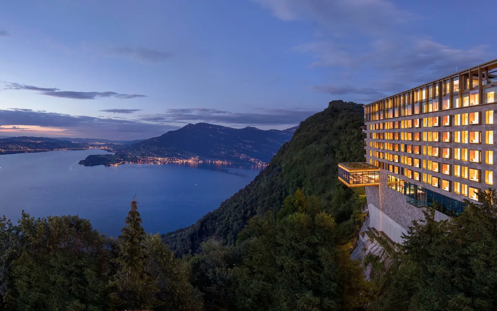 Bürgenstock Hotels & Resort Lake Lucerne, Obbürgen