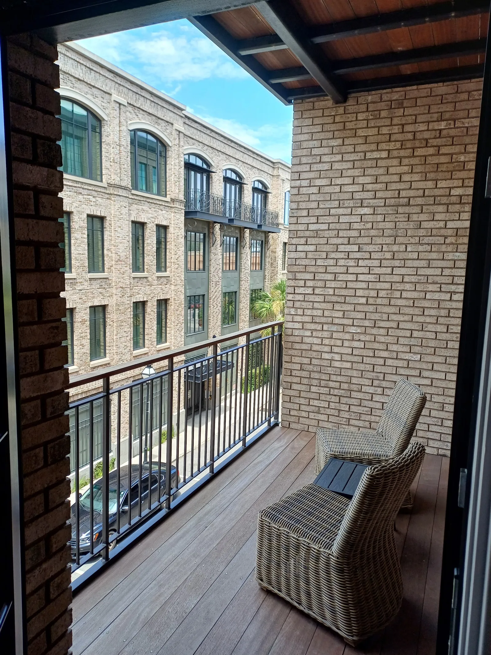 The Loutrel — Exterior, Charleston