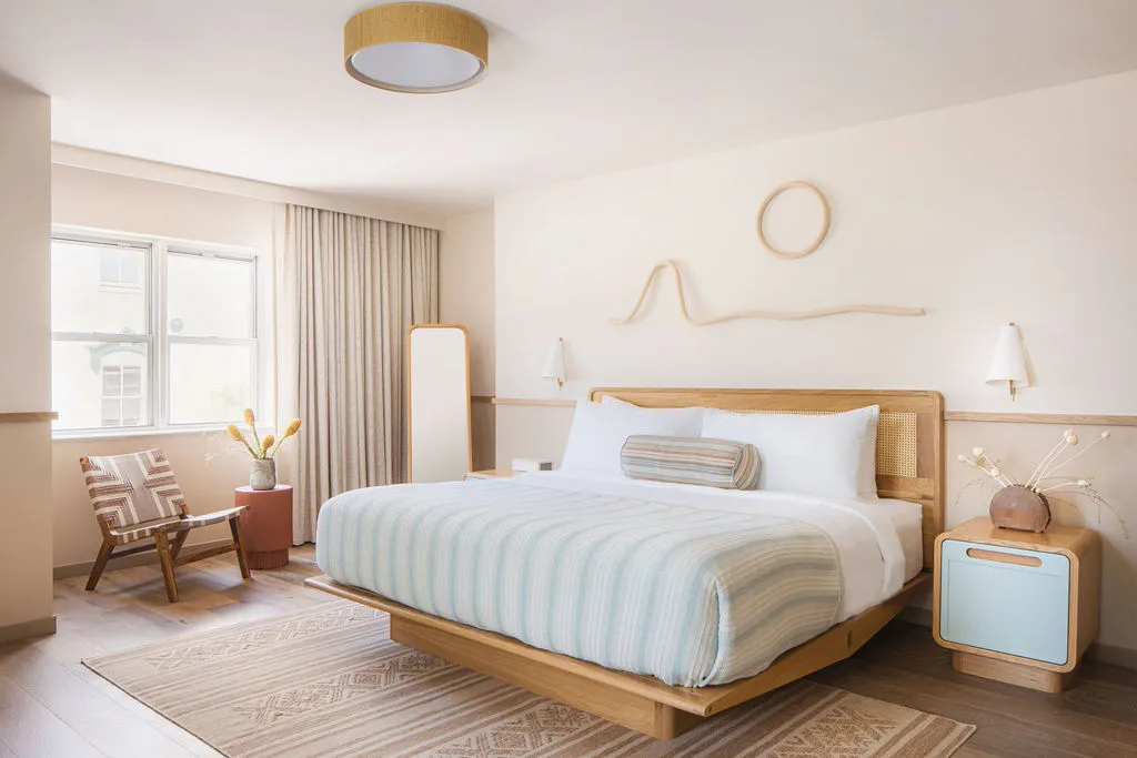 The Ryder, Charleston