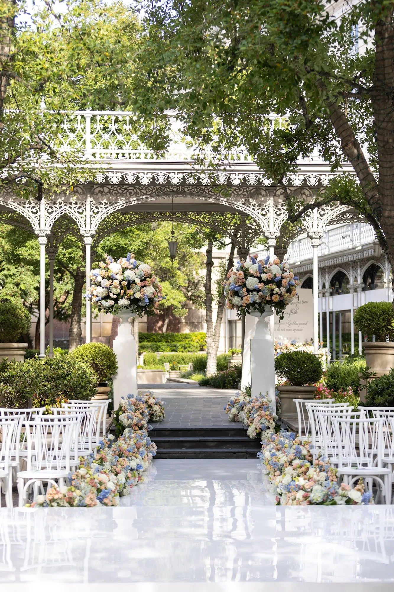 Hotel Crescent Court — Exterior, Dallas