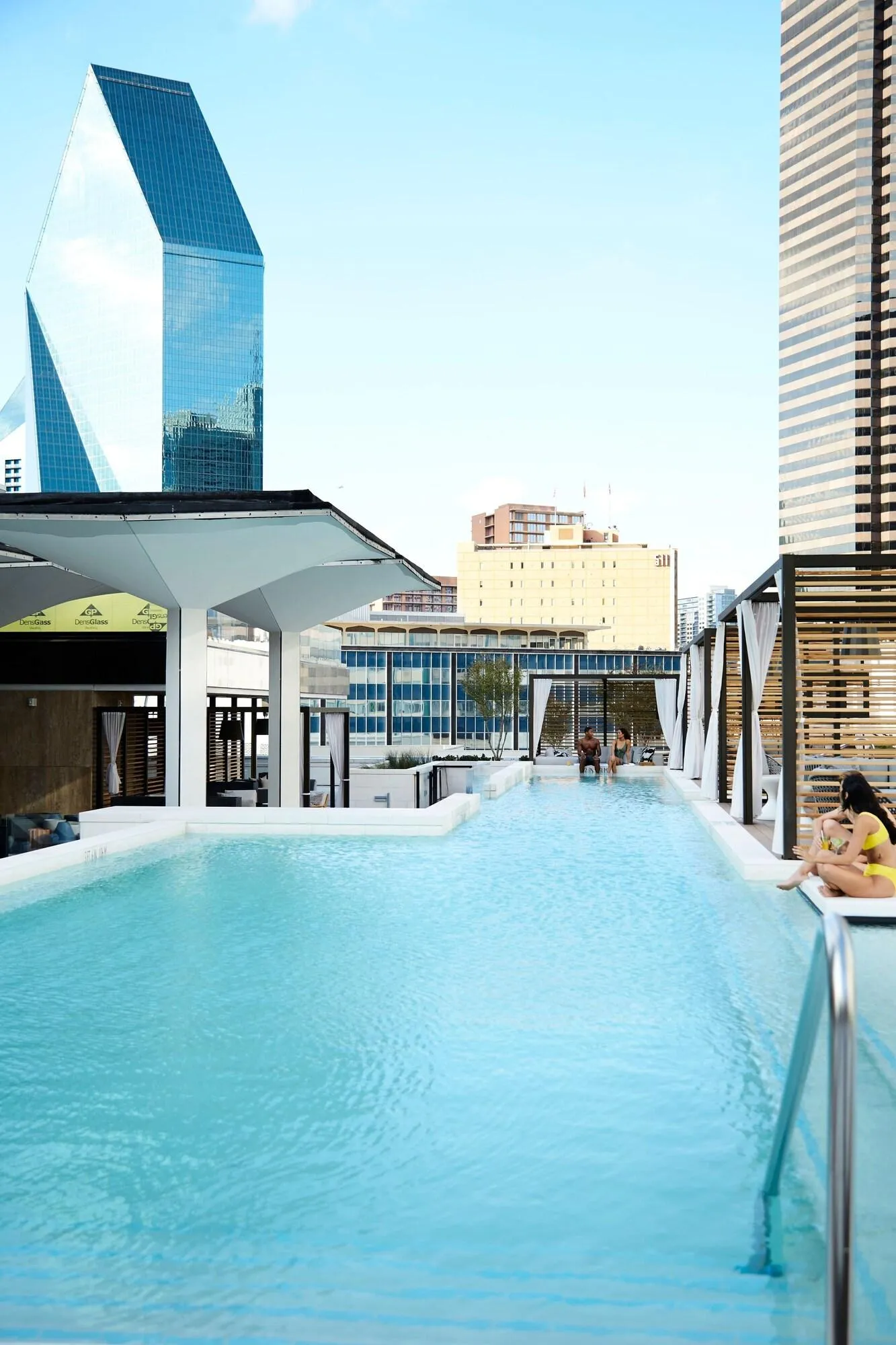 Thompson Dallas — Exterior, Dallas