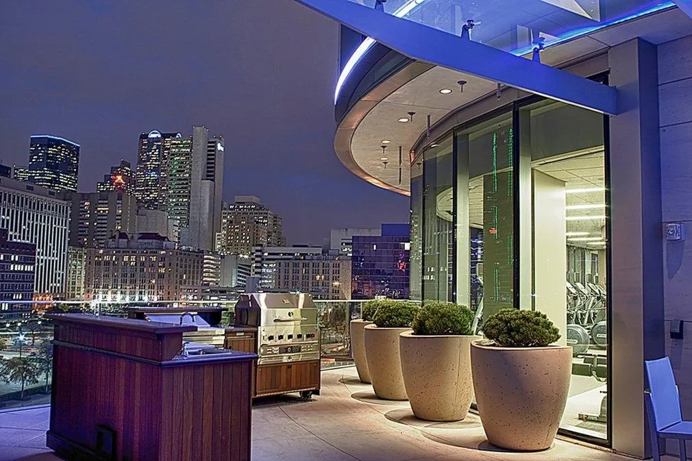 Omni Dallas Hotel, Downtown — Exterior, Dallas