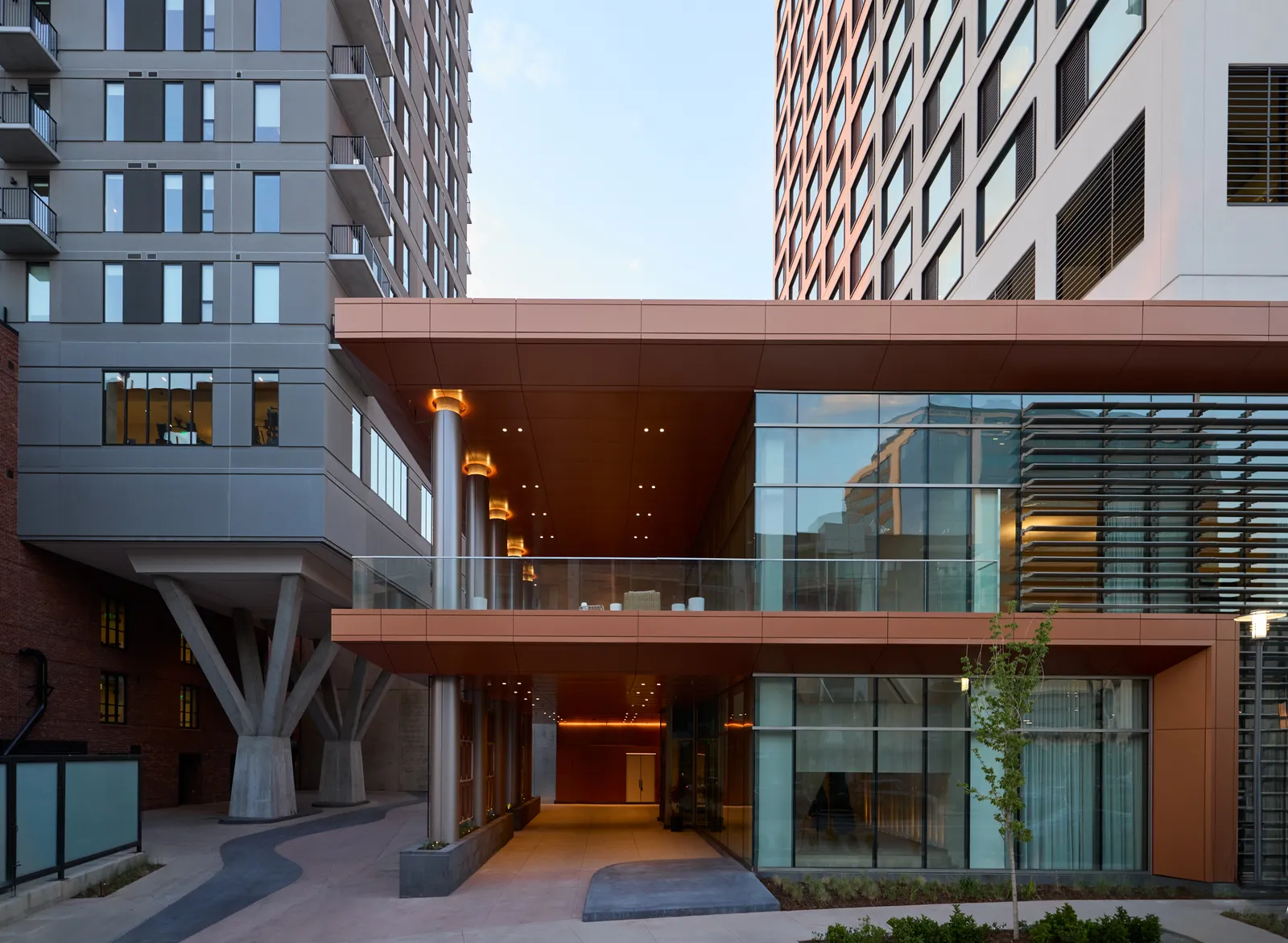 Kimpton Claret Hotel — Exterior, Denver