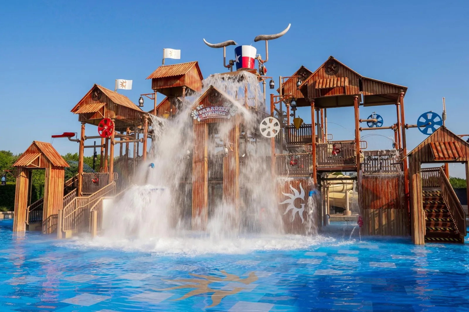 Gaylord Texan Resort — Exterior, Grapevine