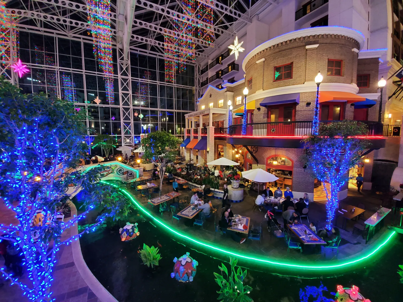 Gaylord Texan Resort — Exterior, Grapevine
