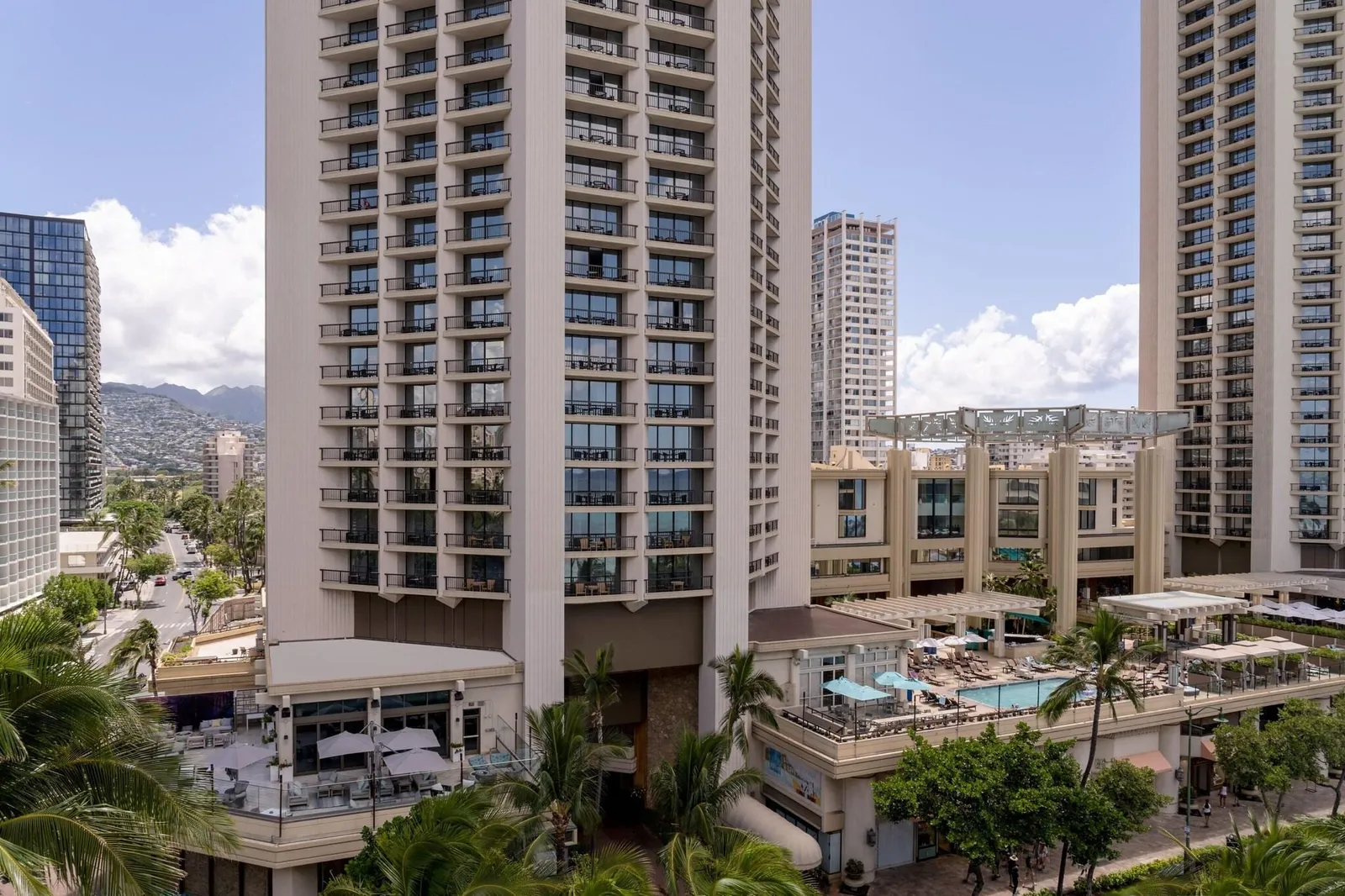 Moana Surfrider, A Westin Resort & Spa — Exterior, Honolulu