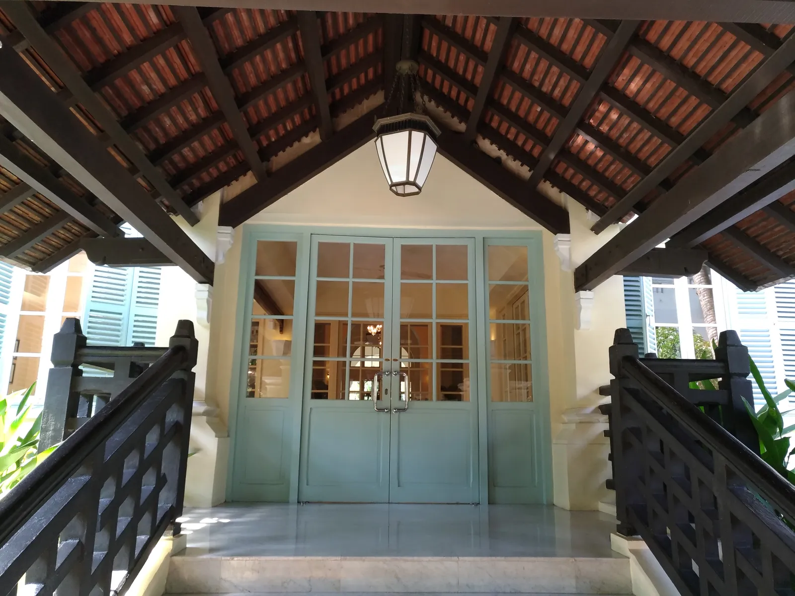 Raffles Hotel Le Royal — Exterior, Phnom Penh