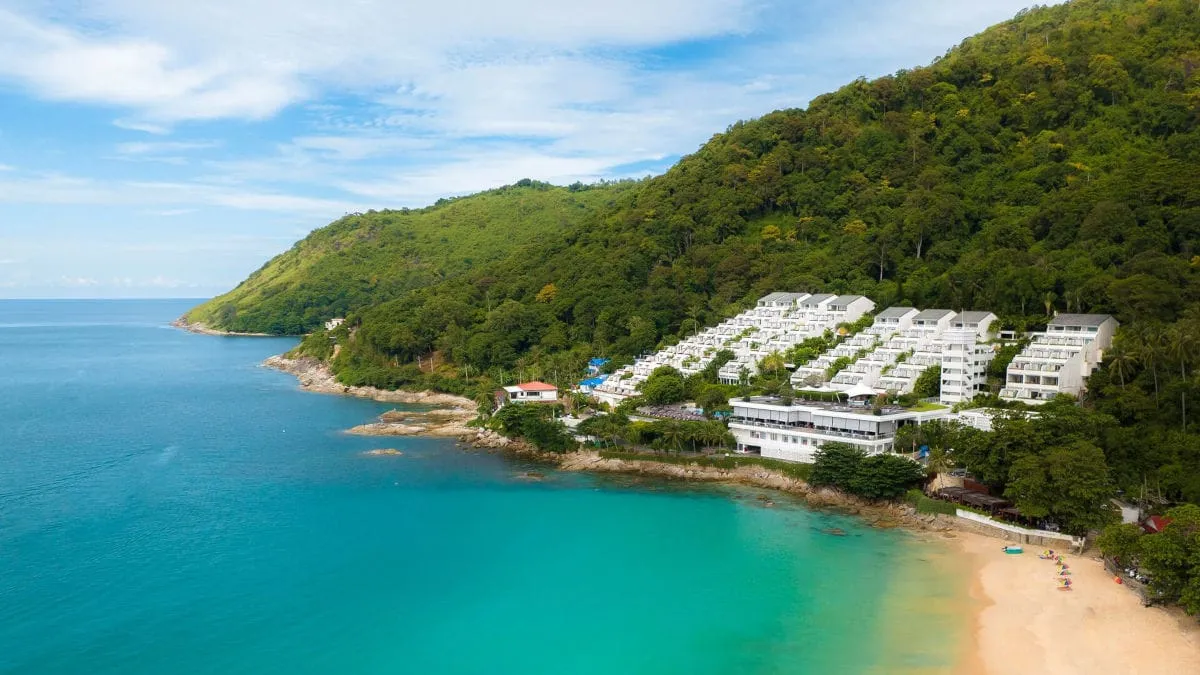 The Nai Harn, Nai Harn