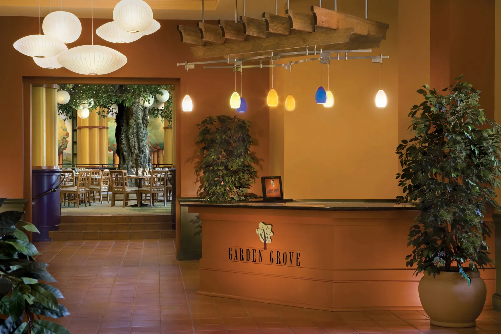 Walt Disney World Dolphin — Exterior, Lake Buena Vista