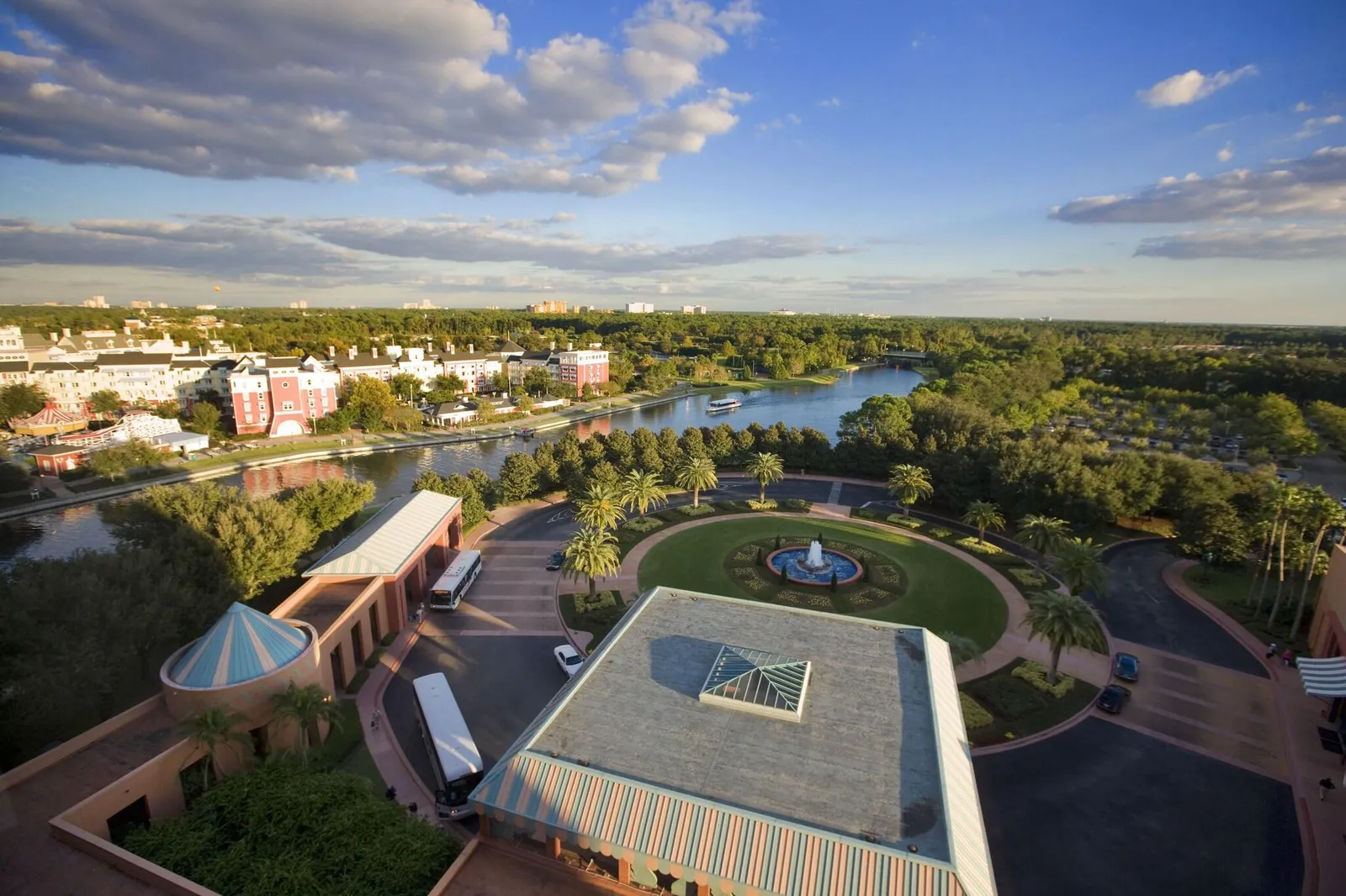 Walt Disney World Dolphin — Exterior, Lake Buena Vista