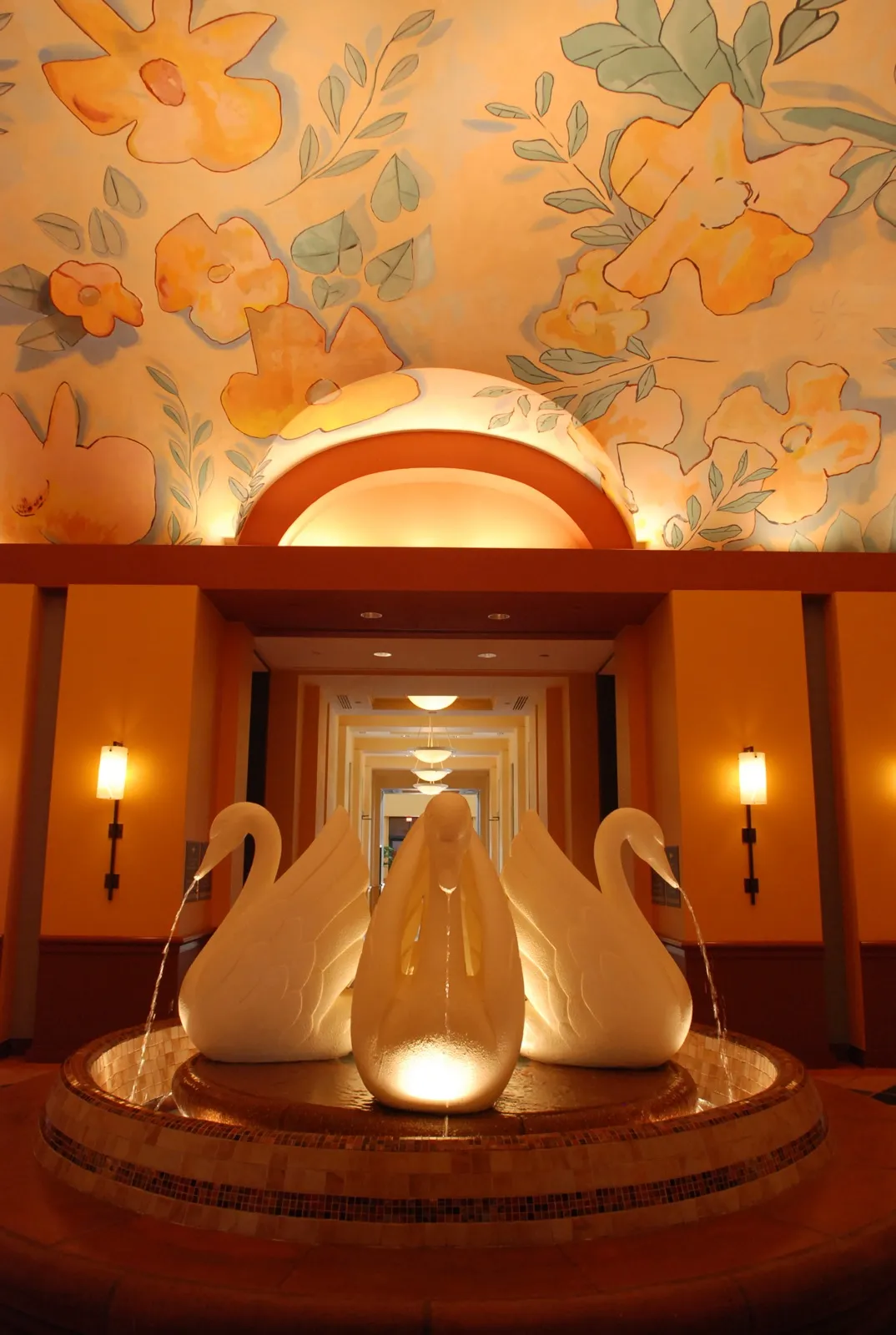 Walt Disney World Swan, Lake Buena Vista
