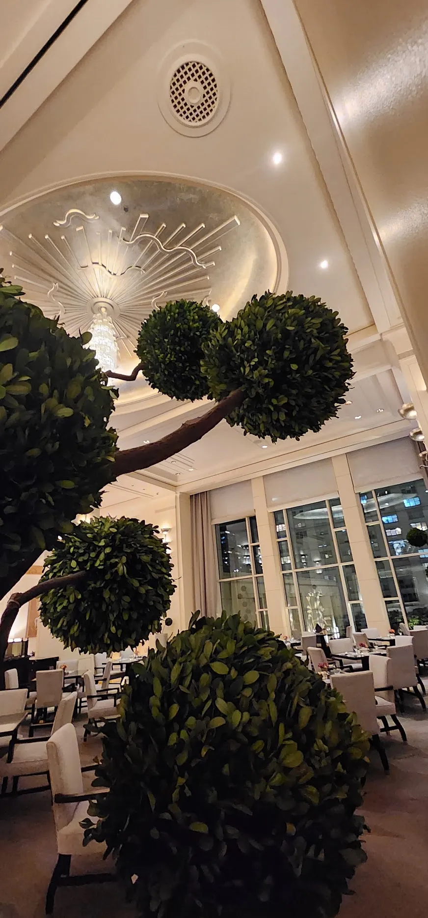 The Peninsula Chicago — Exterior, Chicago