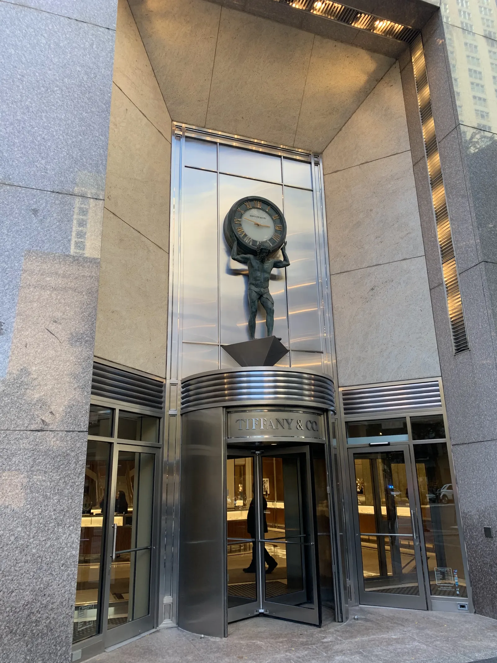 The Peninsula Chicago — Exterior, Chicago