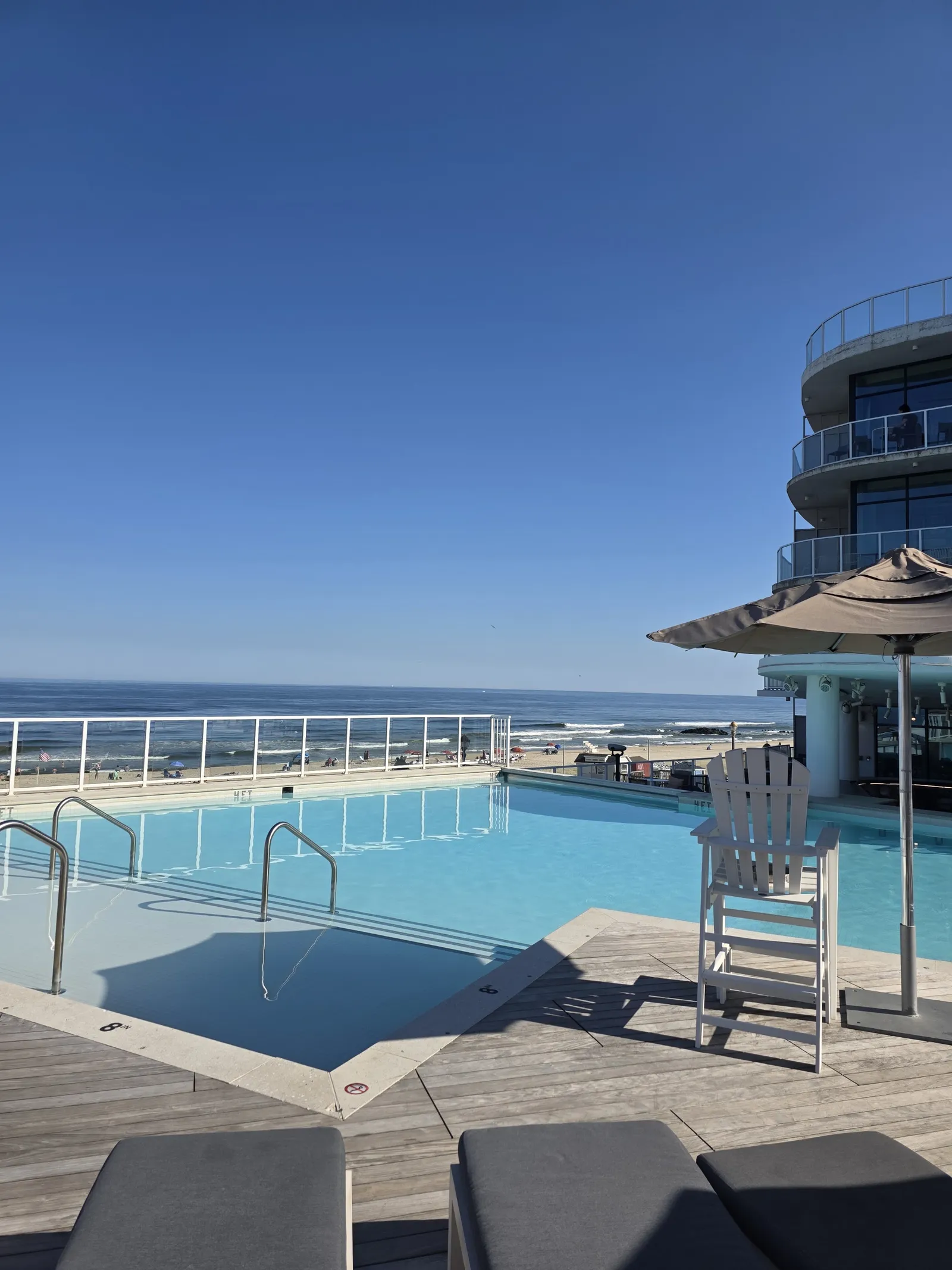 Wave Resort on Long Branch Beach — Exterior, Long Branch