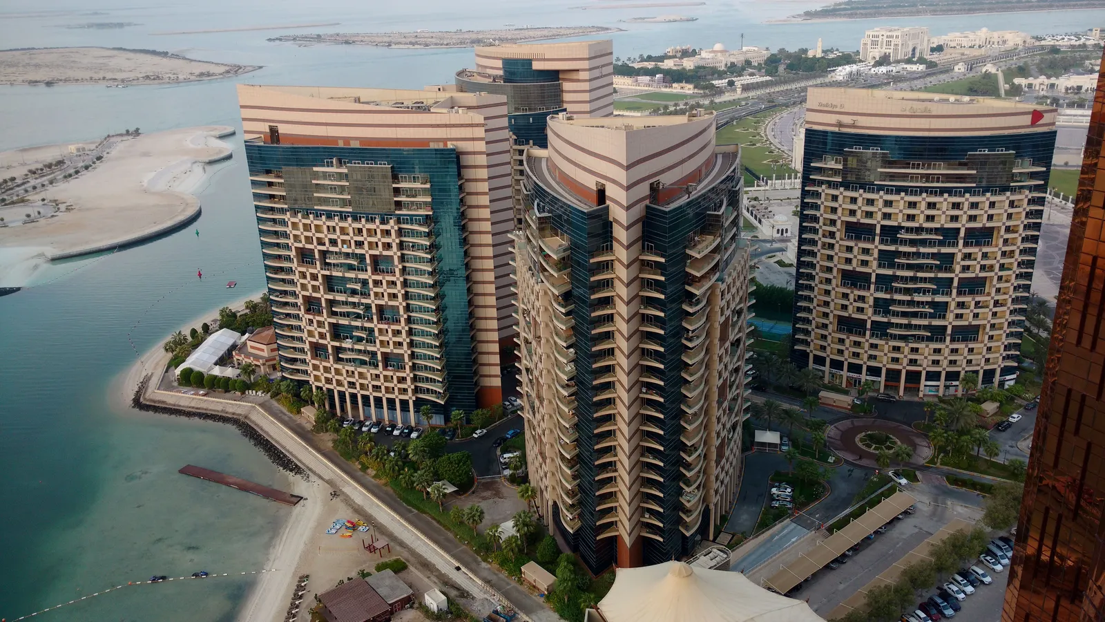 Emirates Palace Mandarin Oriental — Exterior, Abu Dhabi