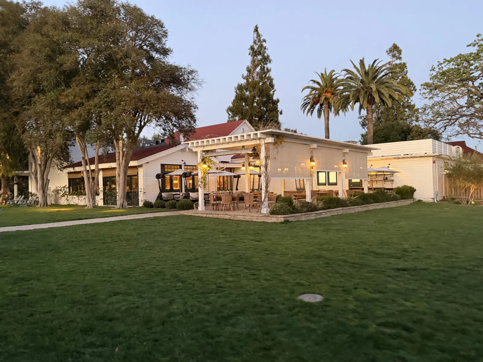 The Inn at Mattei's Tavern, Auberge Collection — Exterior, Los Olivos