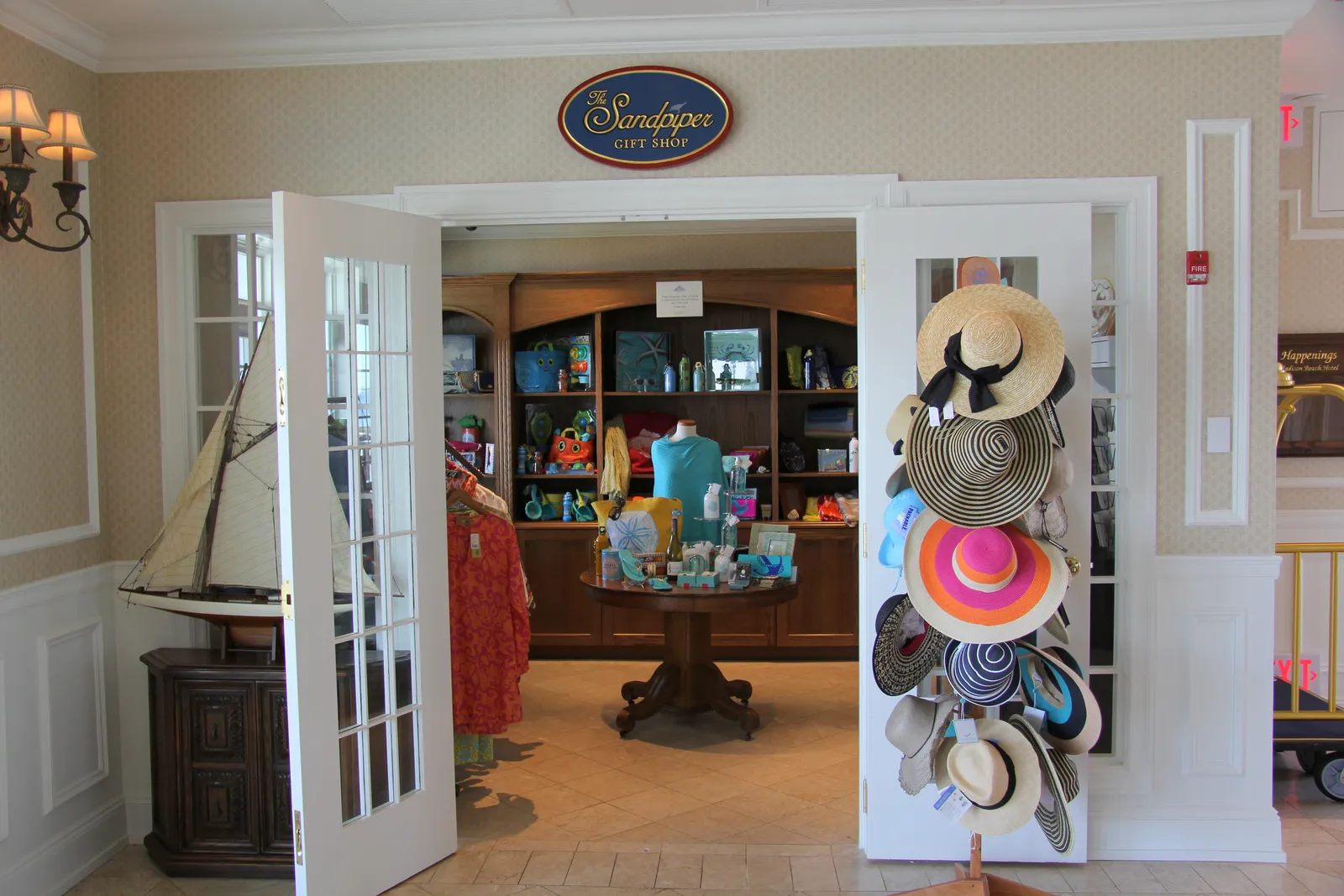 Madison Beach Hotel, Curio Collection by Hilton — Exterior, Madison