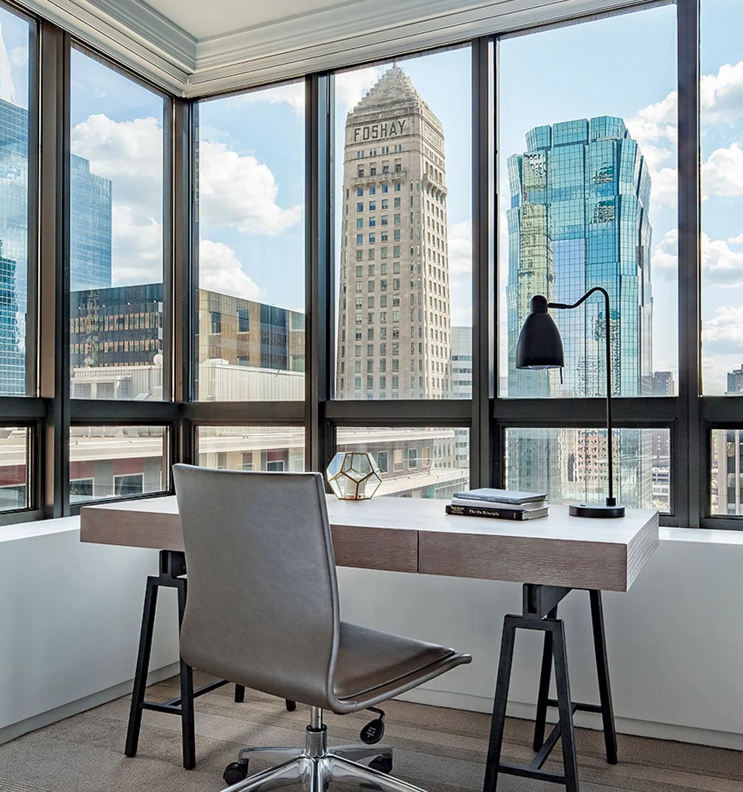 The Marquette Hotel, Curio Collection by Hilton, Minneapolis
