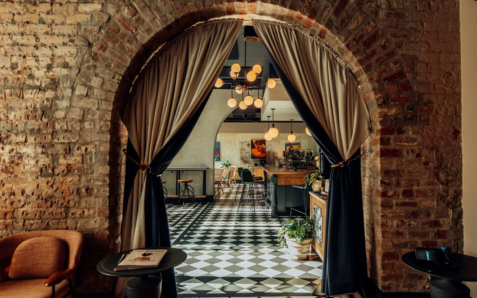 The Eliza Jane, Autograph Collection — Exterior, New Orleans