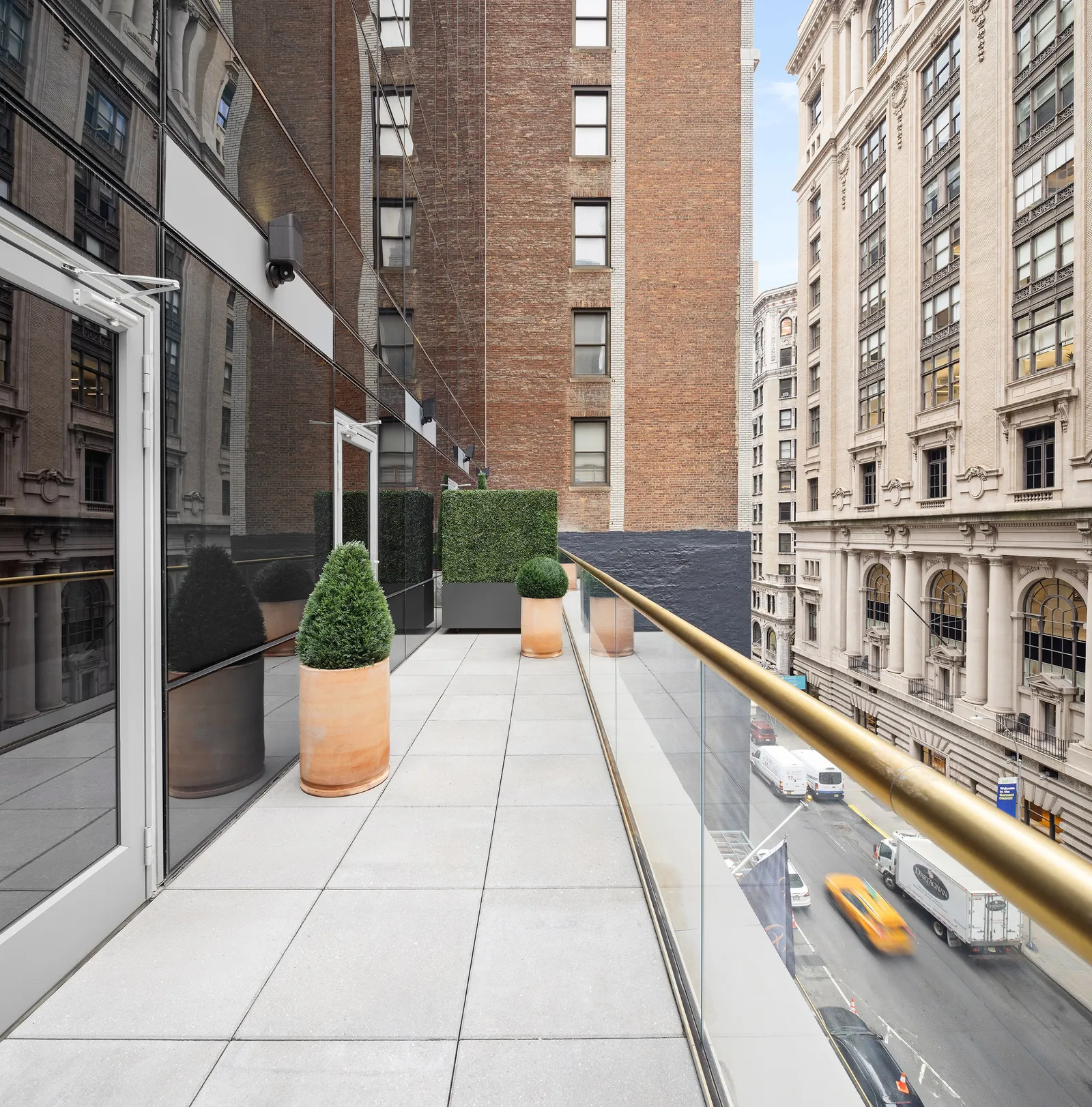 Grayson Hotel — Exterior, New York