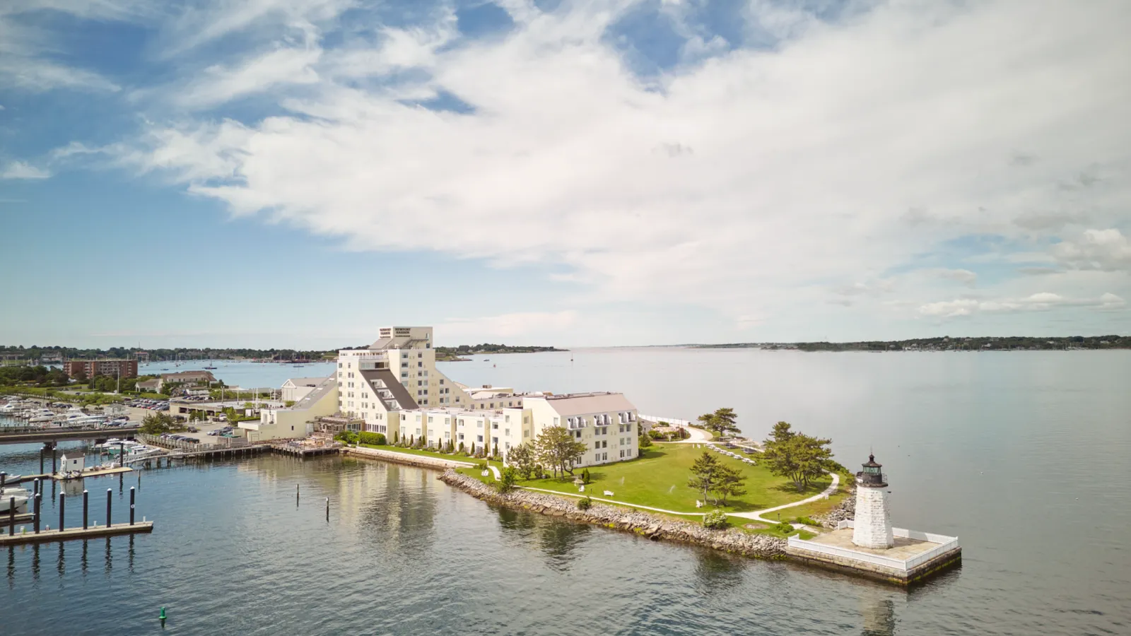 Newport Harbor Island Resort, Newport