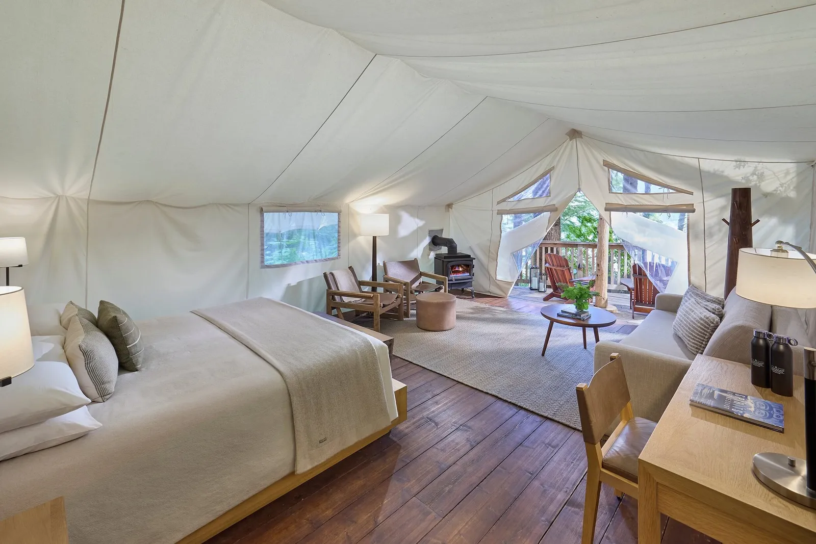 Clayoquot Wilderness Lodge — At a glance, Tofino