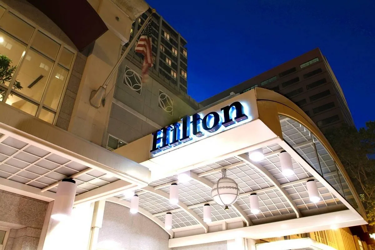 Hilton Portland Downtown — Exterior, Portland