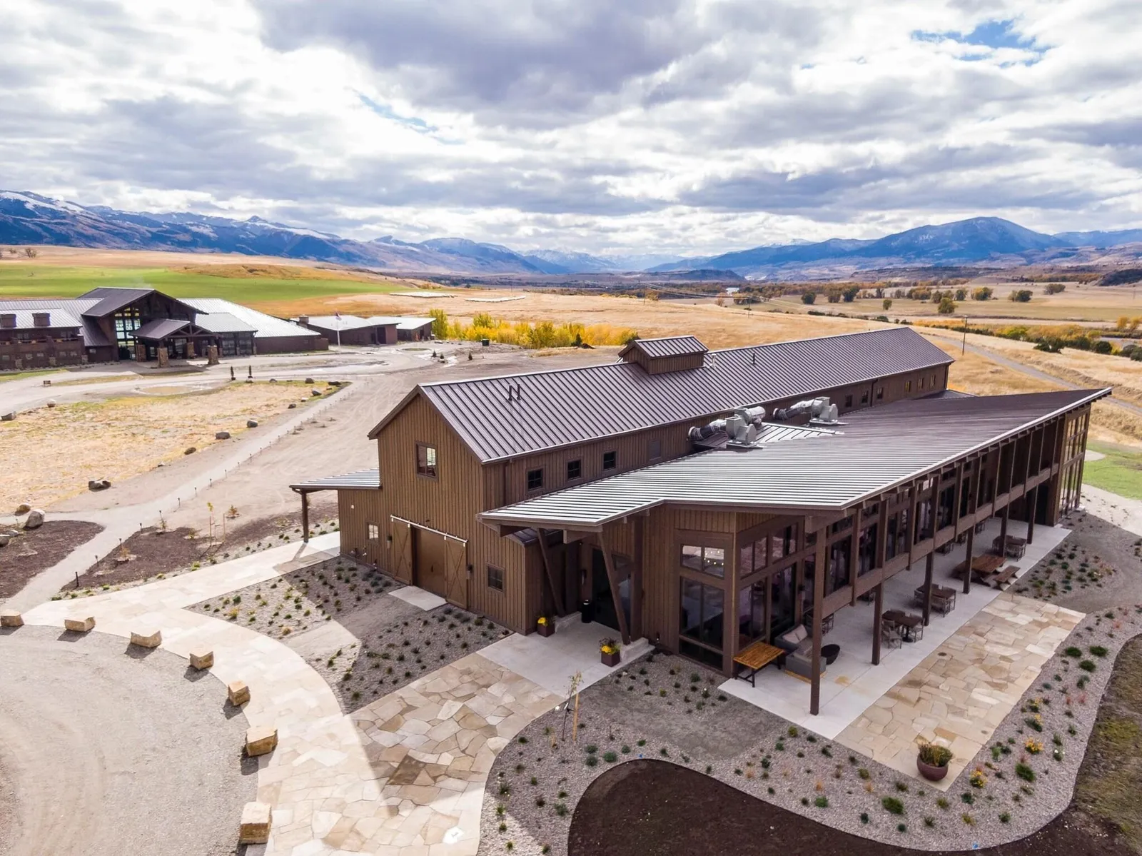 Sage Lodge — Exterior, Pray