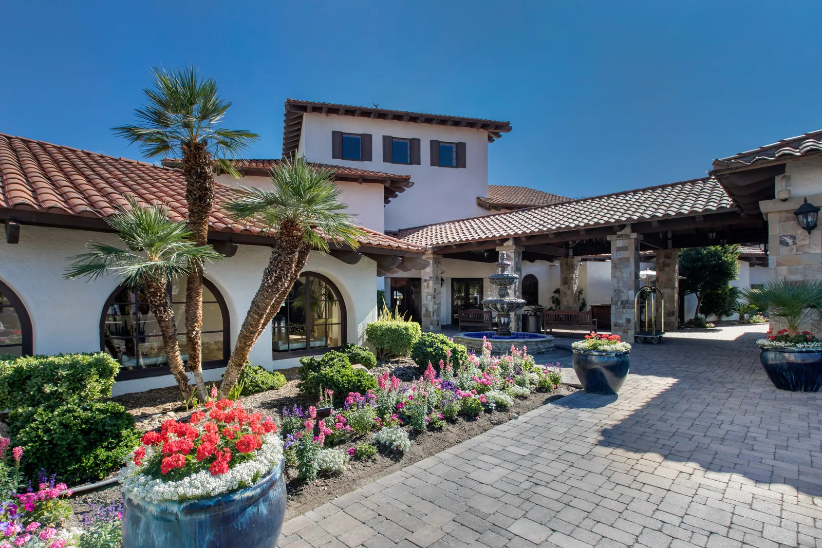 Omni Rancho Las Palmas Resort — Exterior, Rancho Mirage