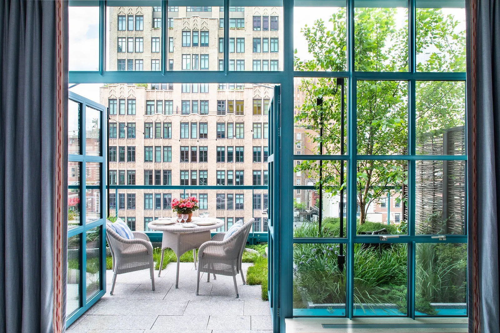 Warren Street Hotel — Exterior, New York