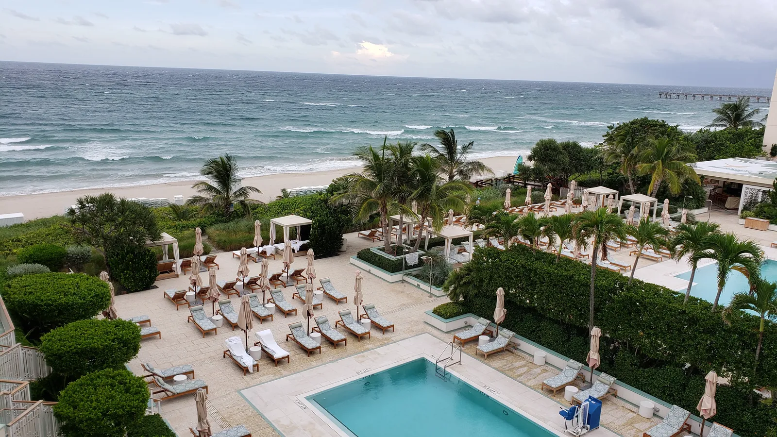 Four Seasons Resort Palm Beach — Exterior, Palm Beach