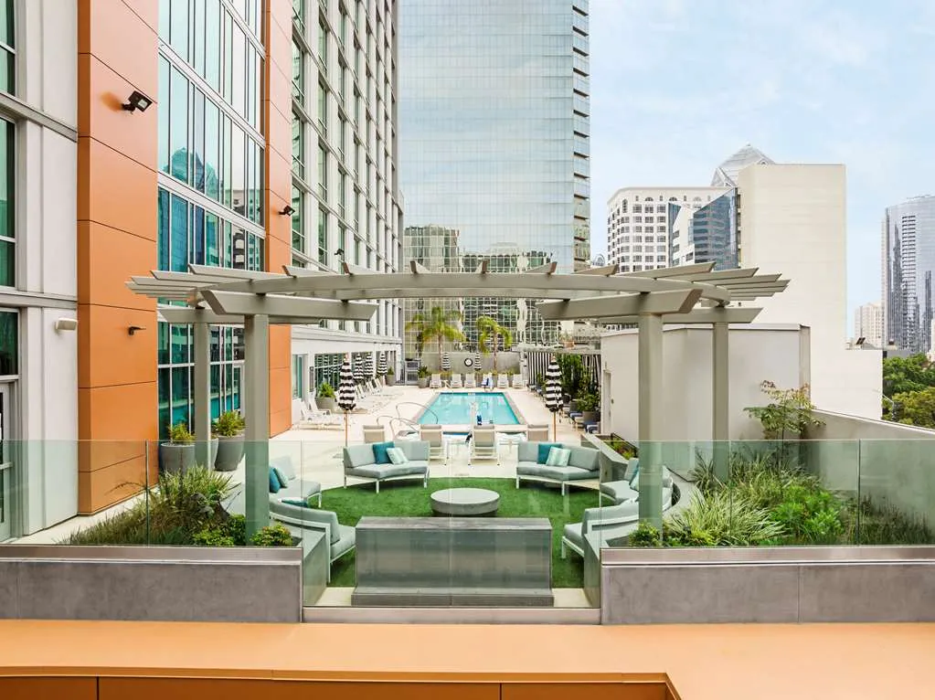 Carte Hotel San Diego Downtown, Curio Collection by Hilton — Exterior, San Diego