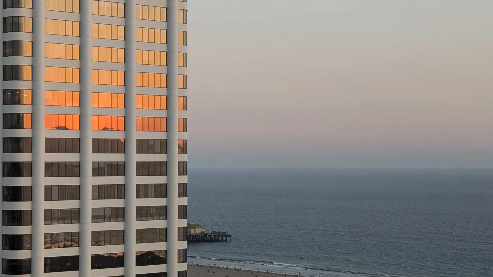 Huntley Santa Monica Beach Hotel — Exterior, Santa Monica