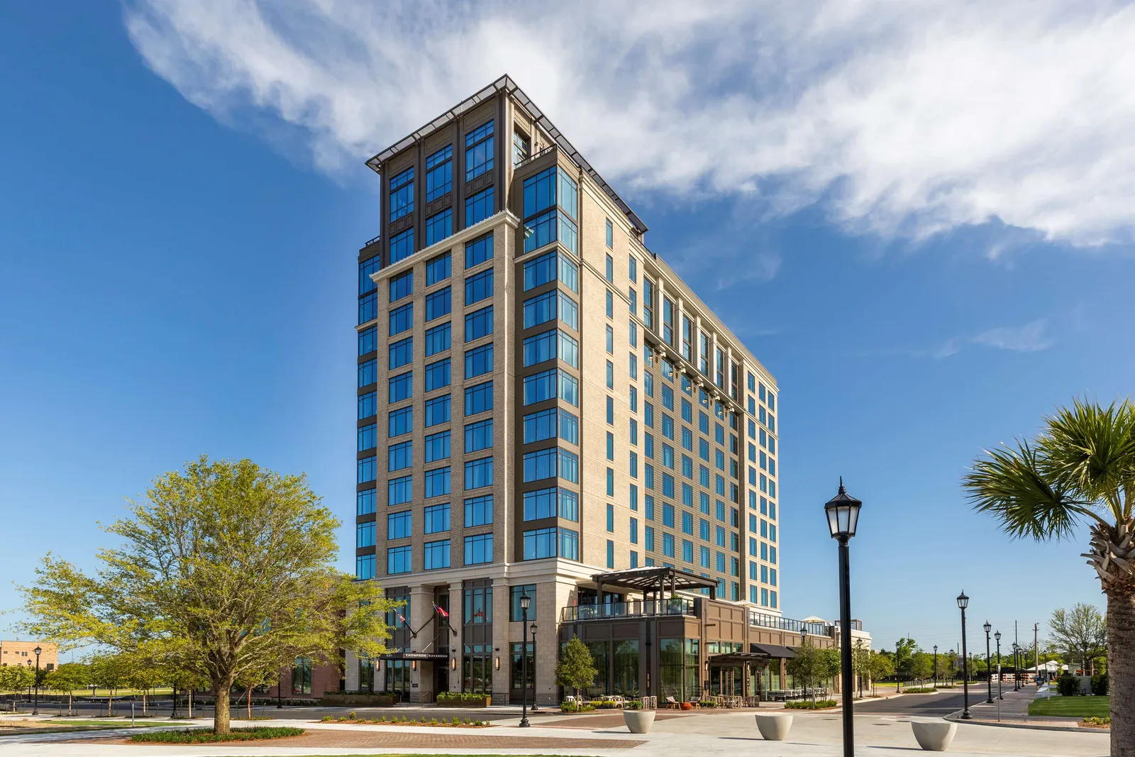 Thompson Savannah — Exterior, Savannah