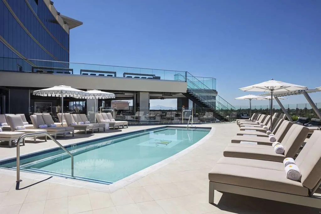 Caesars Republic Scottsdale, a Hilton Hotel — Exterior, Scottsdale