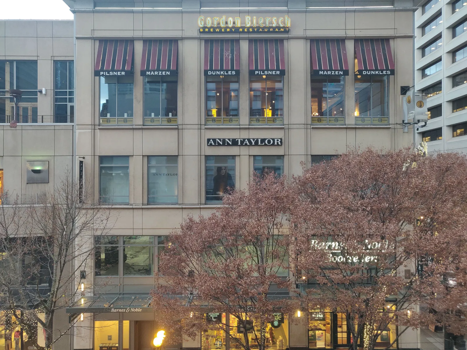 Hotel Theodore Seattle Downtown, Tapestry by Hilton — Exterior, Seattle