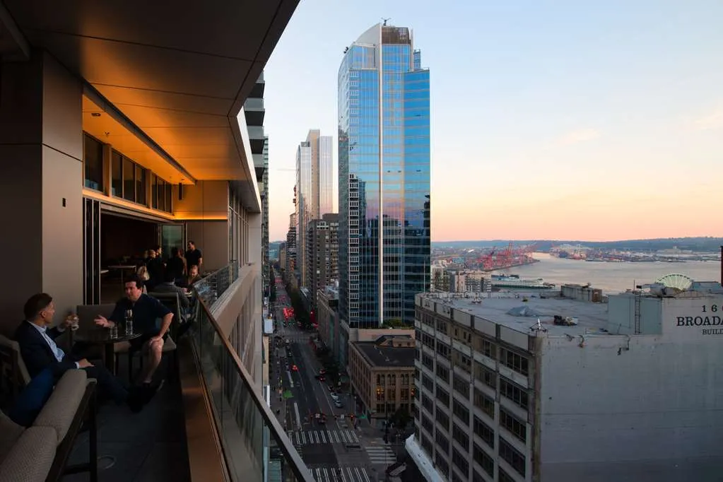 The Charter Hotel Seattle, Curio Collection by Hilton — Exterior, Seattle