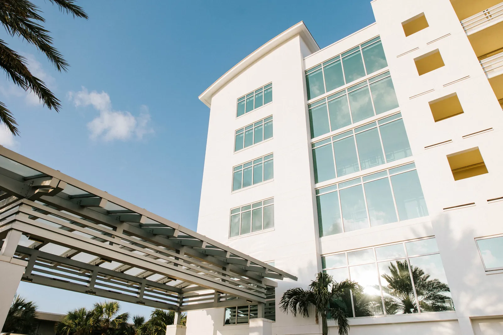 Treasure Island Beach Resort — Exterior, Treasure Island