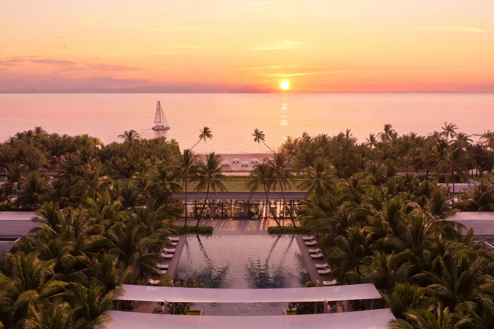 Regent Phu Quoc, Dương Đông