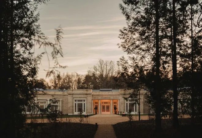 Estelle Manor — Exterior, Witney