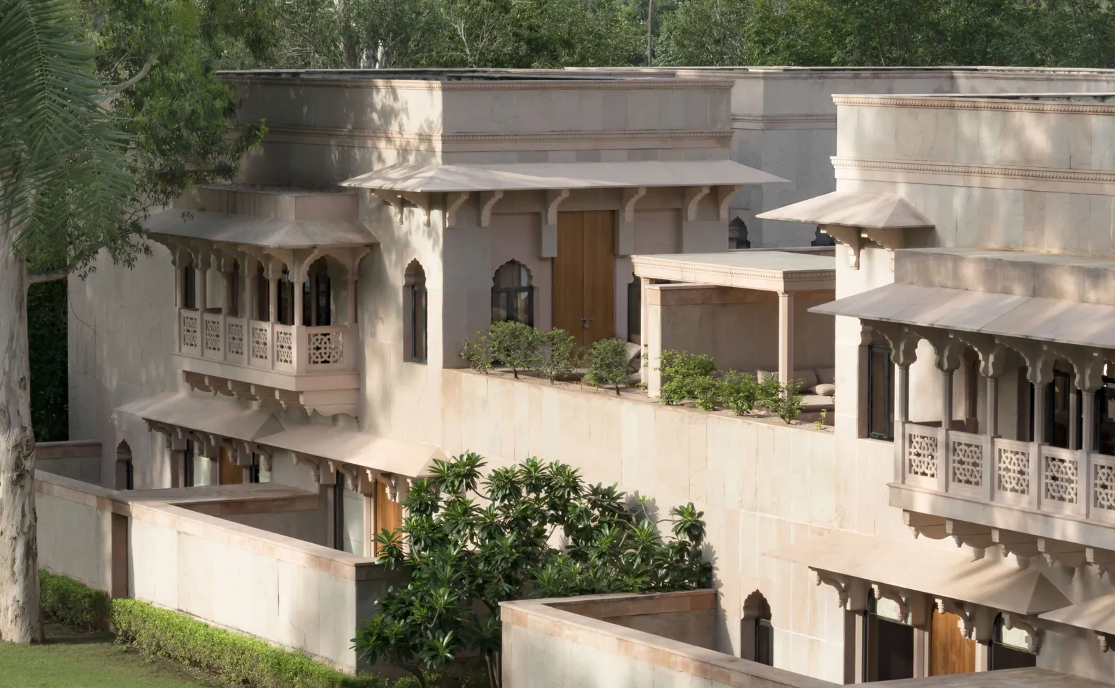 Amanbagh — Exterior, Ajabgarh
