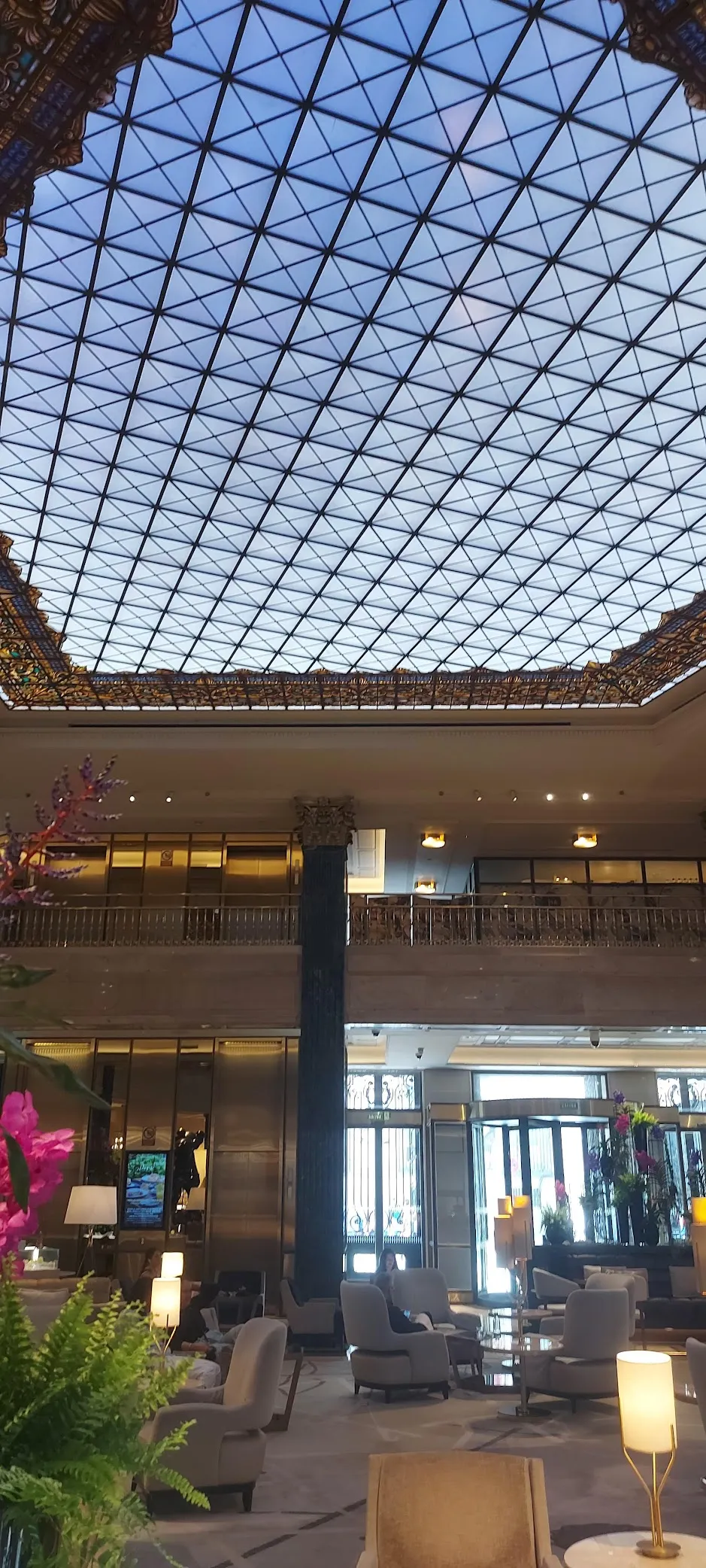 Four Seasons Madrid — Exterior, Madrid