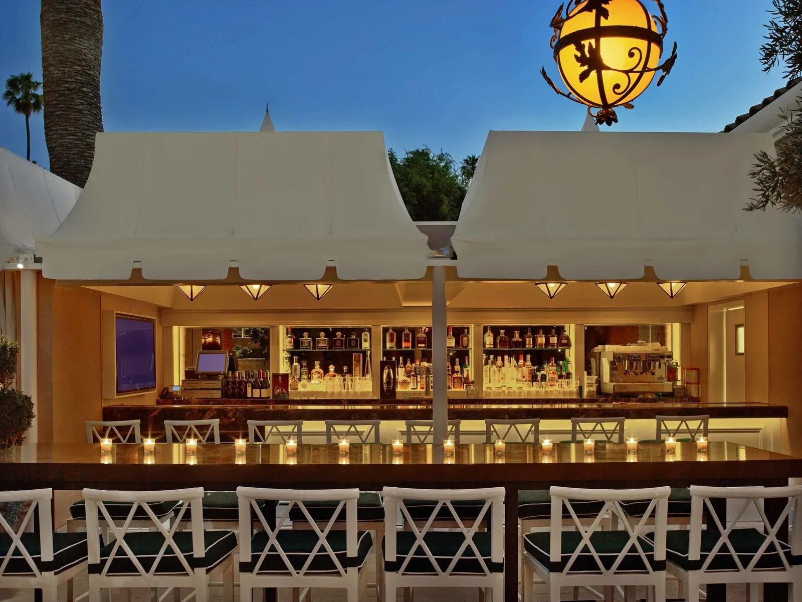The Beverly Hills Hotel — Exterior, Los Angeles