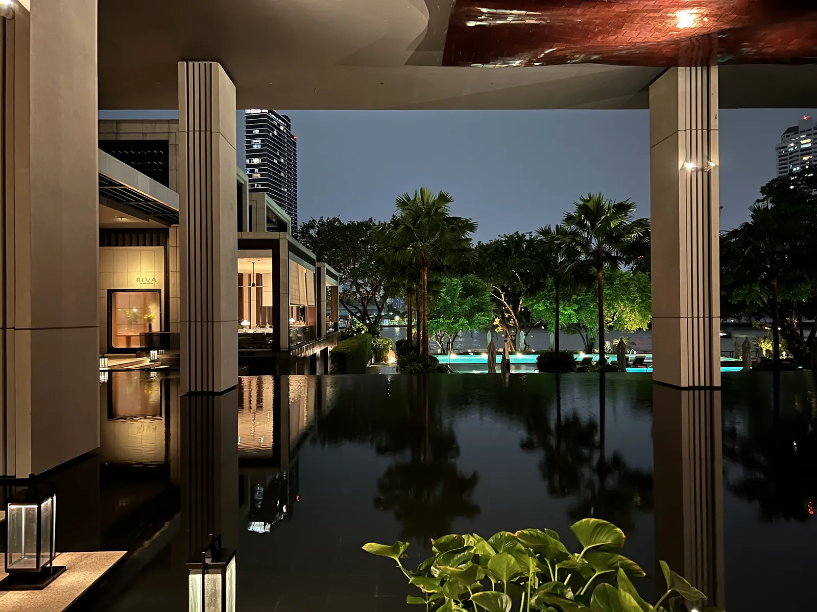 Four Seasons Bangkok at Chao Phraya River — Exterior, Bangkok