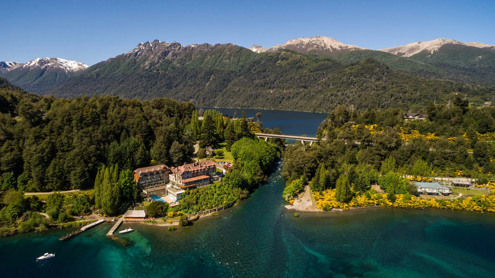 Correntoso Lake River Hotel, Villa La Angostura